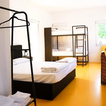 Nomad Hostel-2
